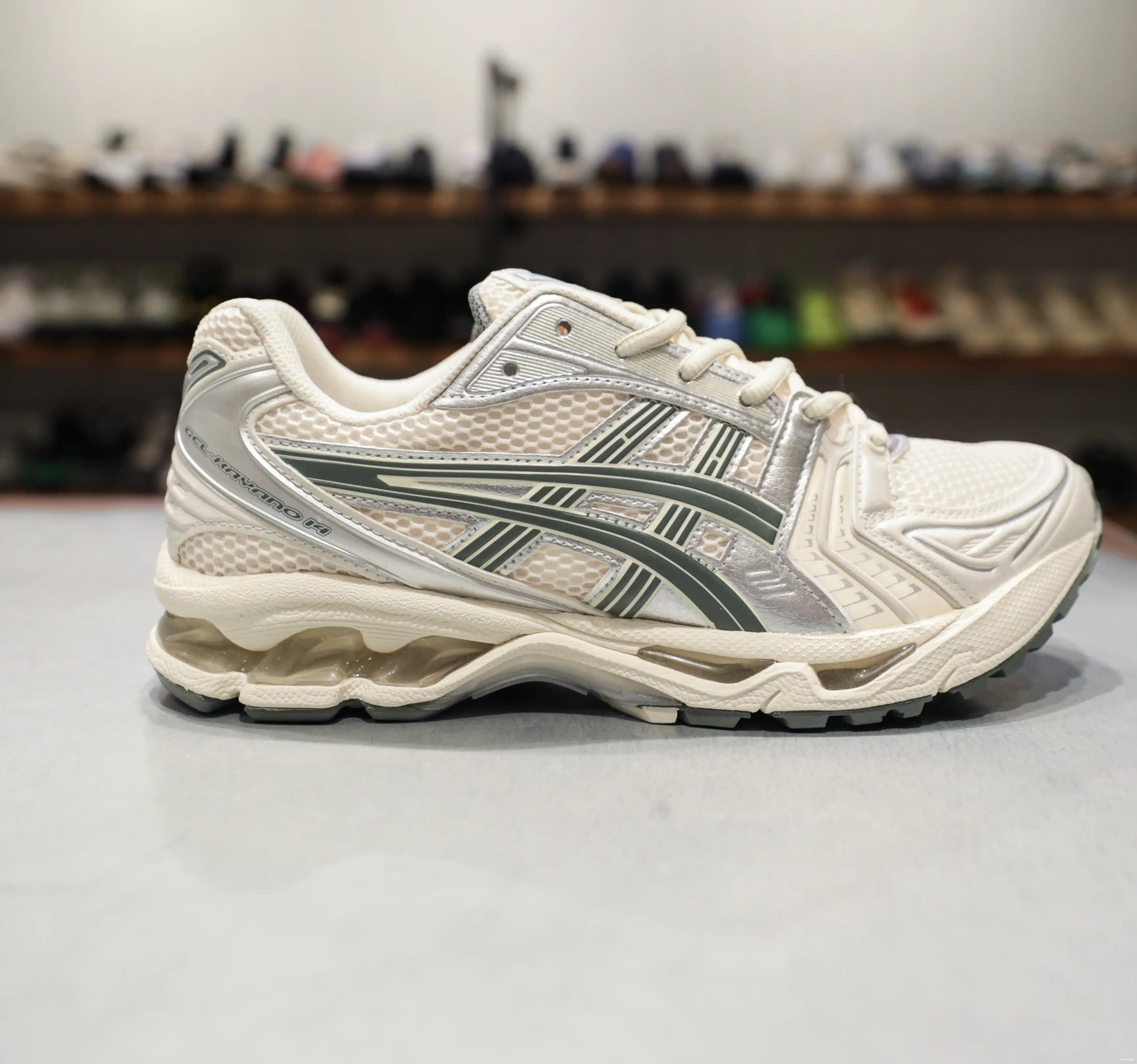 14 Pewter Dark Gel-Kayano Birch ASICS 0606
